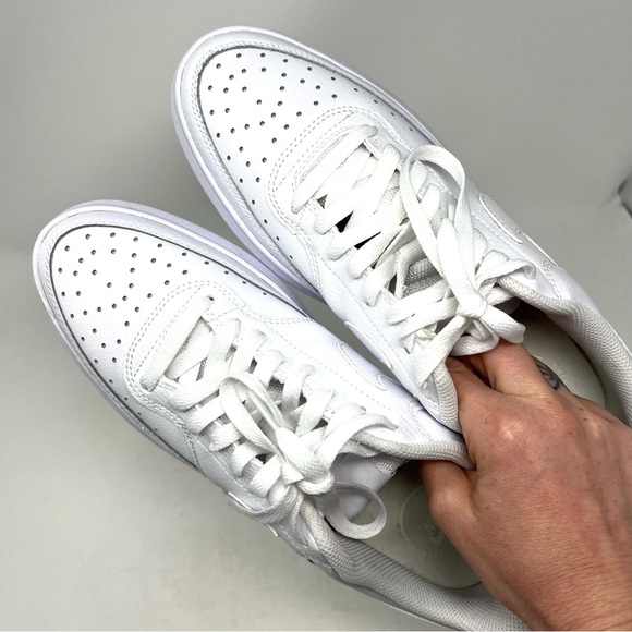 Nike white platform sneakers 11 - Picture 10 of 11